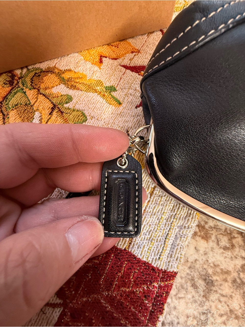 Coach Black Leather Kisslock Wristlet Clutch - Picture 4 of 7